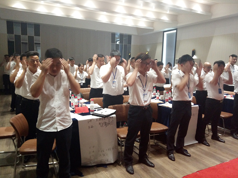 海創(chuàng)商學(xué)院.jpg 海創(chuàng)商學(xué)院.jpg