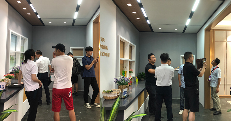 海創(chuàng)廣州展現(xiàn)場(chǎng).jpg 海創(chuàng)集成墻面.jpg