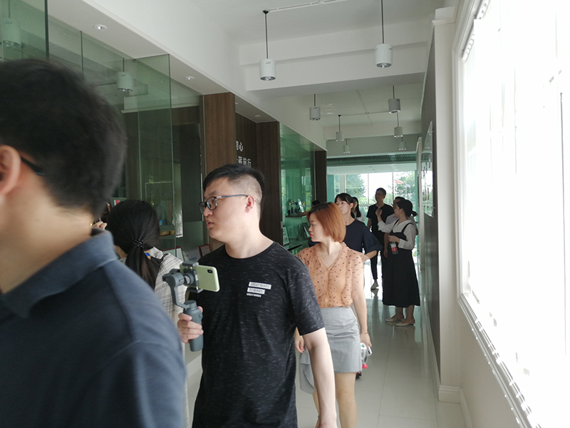 海創(chuàng)集成墻面.jpg 海創(chuàng)集成墻面.jpg