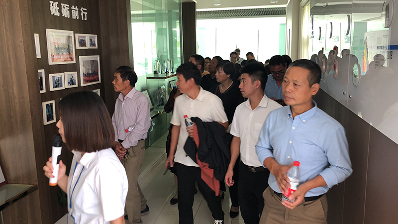 5.jpg 海創(chuàng)集成墻面.jpg